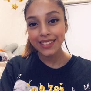 Meet your Posher, Stefani